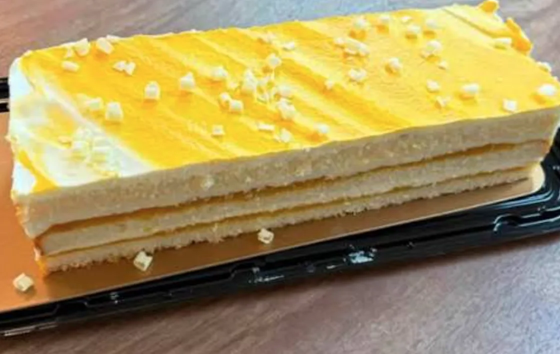 Pastel de duraznos con crema
